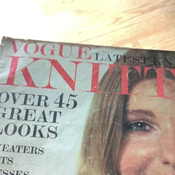 1969 knitting vogue magazine in excellent condition - Picture 2 of 7